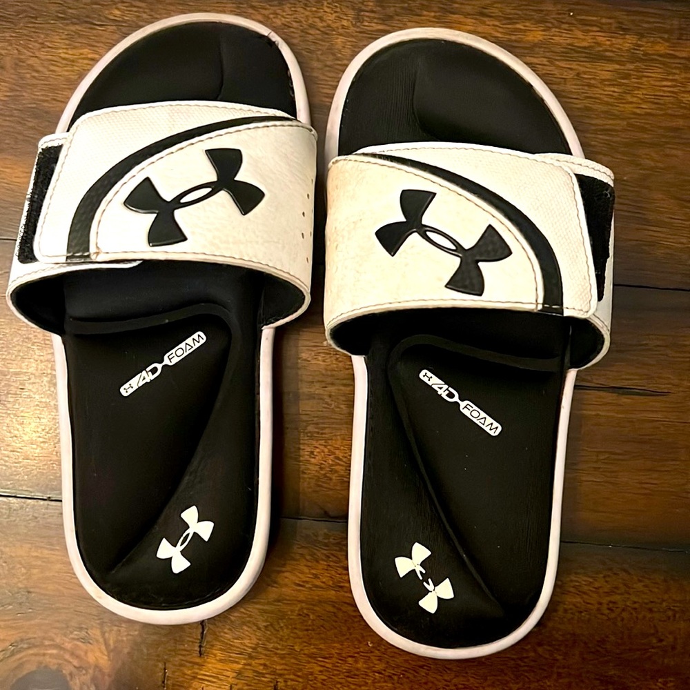 Underarmour slides